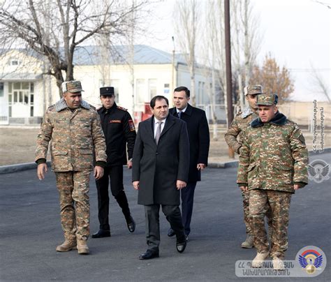 ՀՀ պաշտպանության նախարարը չի բացառում Ռուսաստանից ժամանած զինապարտների զինվորական հավաքների ծանուցումներ ստանալու հնարավորությունը