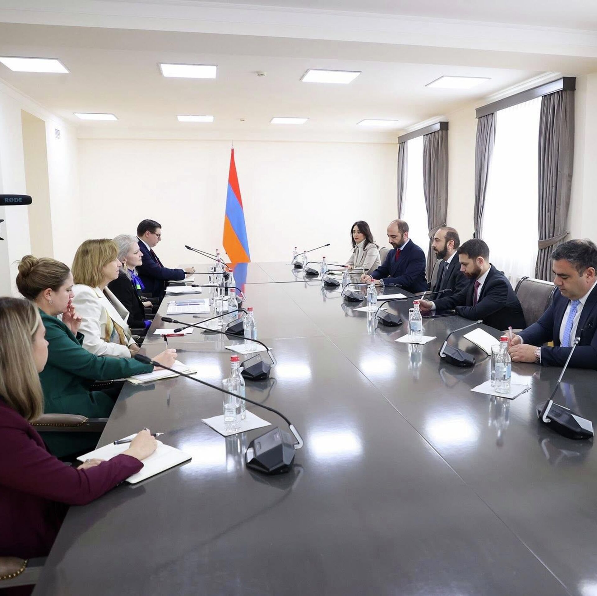 ԱՄՆ պետքարտուղարի այցը Հայաստան՝ նախընտրական քարոզարշավի մասն է