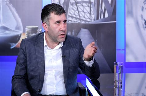 Իրավապաշտպան Ռուբեն Մելիքյանը հայտնում է ԵՊՀ-ում դասավանդելու դադարեցման մասին